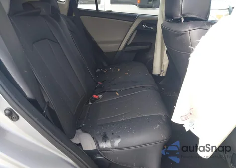 2016 Toyota Rav4 Xle z USA, uszkodzony, nr VIN 2T3WFREV0GW309927